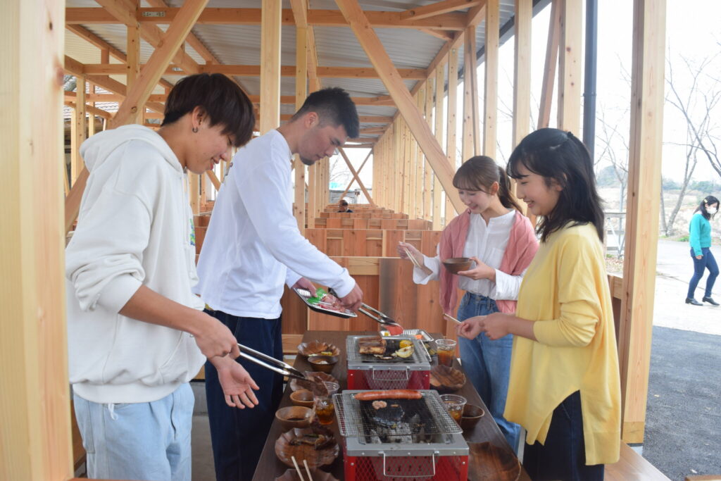 滋賀農業公園ブルーメの丘でBBQの様子